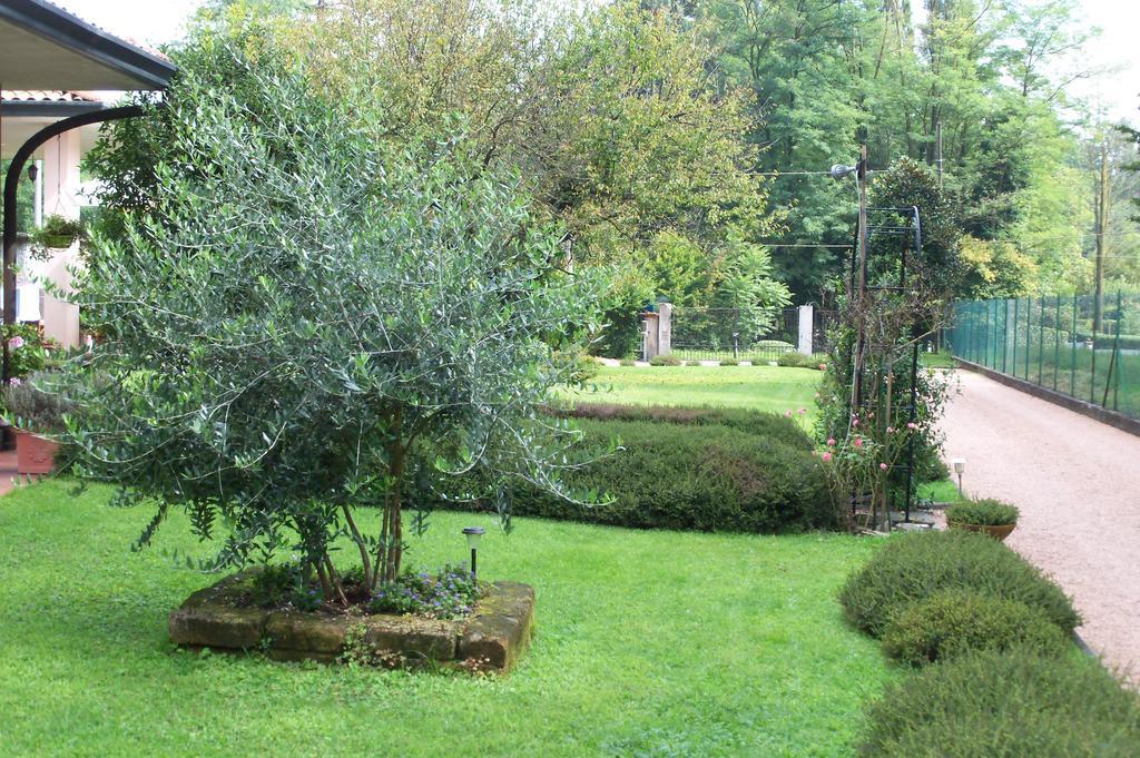 Bed&Breakfast Il Ciliegio Fiorito 索马伦巴多 外观 照片