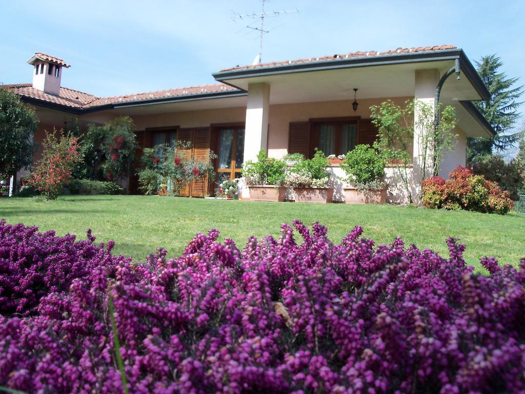 Bed&Breakfast Il Ciliegio Fiorito 索马伦巴多 外观 照片