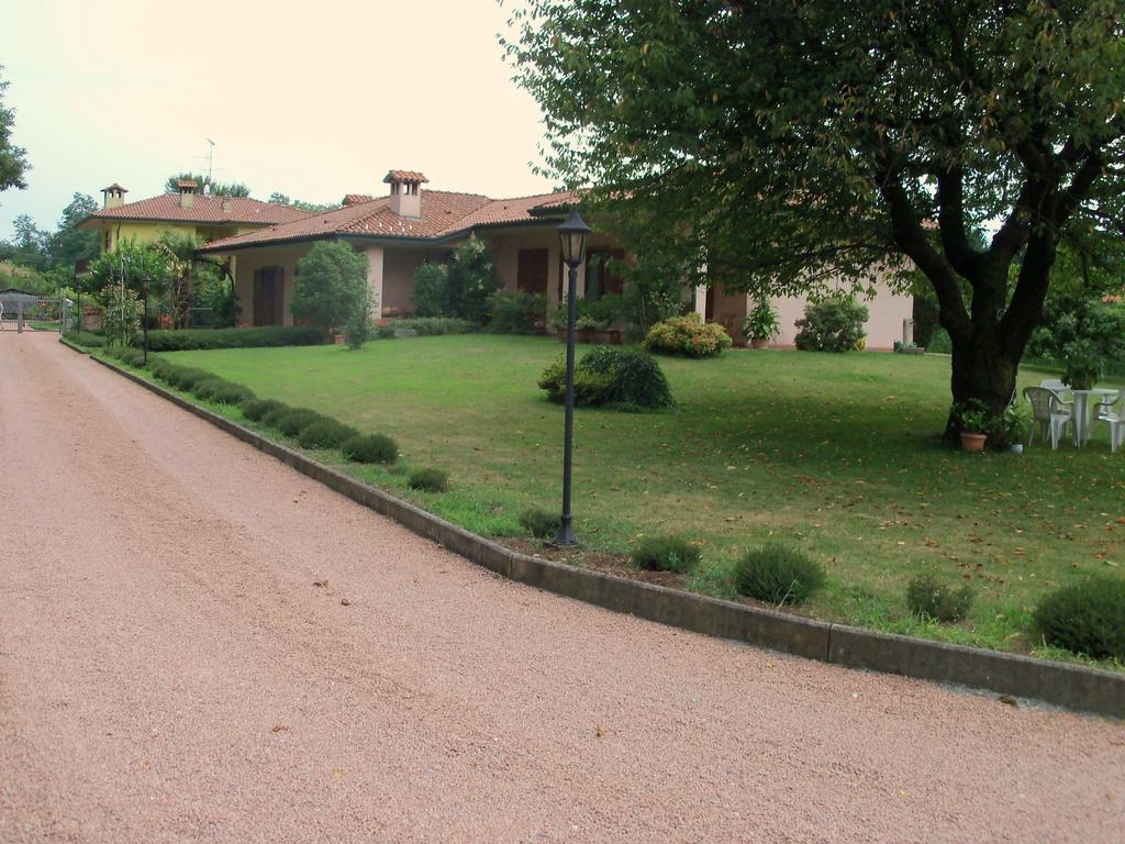 Bed&Breakfast Il Ciliegio Fiorito 索马伦巴多 外观 照片