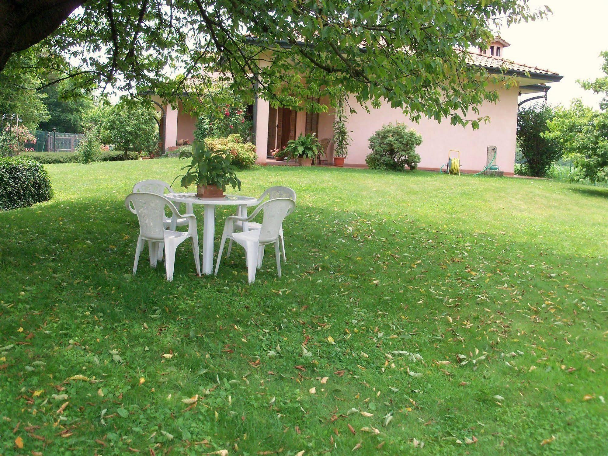 Bed&Breakfast Il Ciliegio Fiorito 索马伦巴多 外观 照片